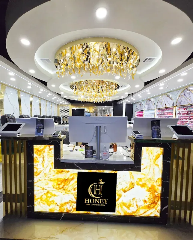 Honey Nail Lounge — Nail salon in Chesterfield
